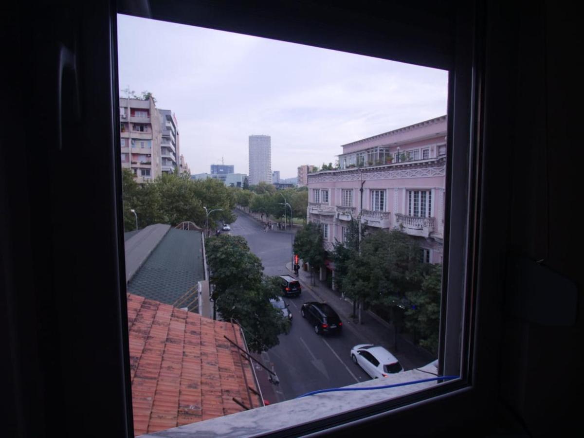 Hidden Gem In The Center Of Tirana Daire Dış mekan fotoğraf